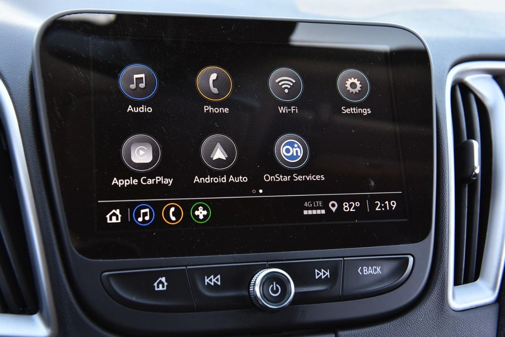Chevrolet Malibu Vehicle Image 13