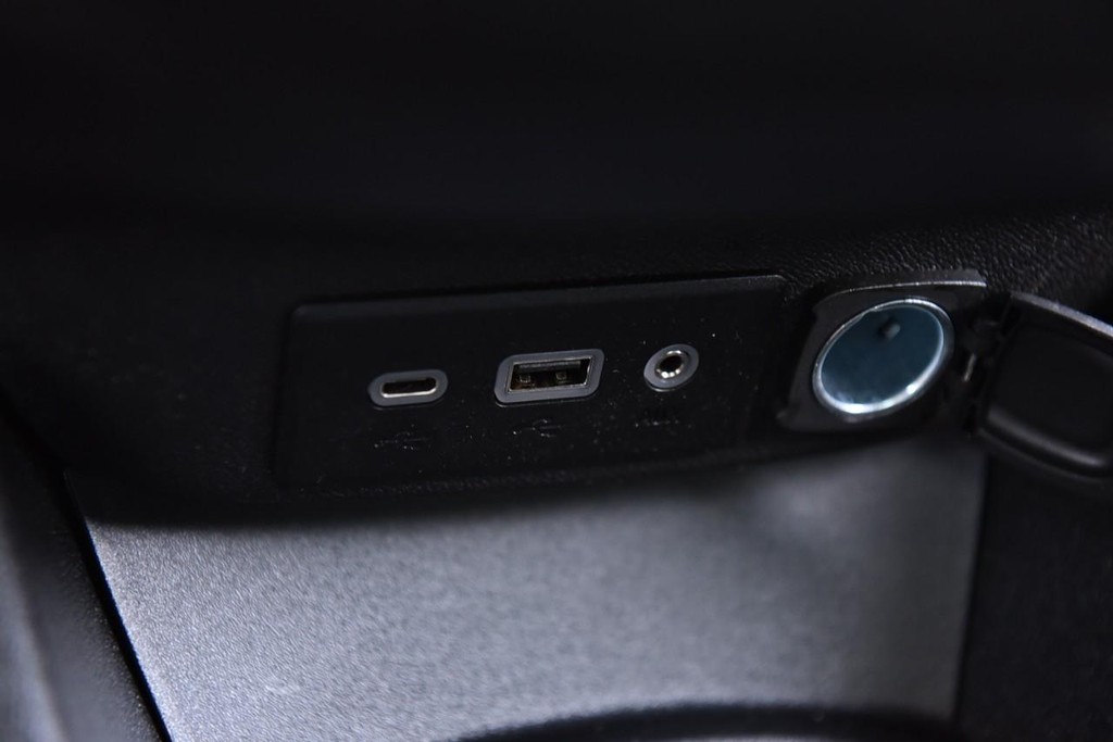 Chevrolet Malibu Vehicle Image 15