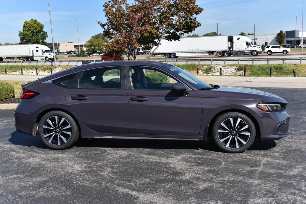 Honda Civic Hatchback Vehicle Image 05
