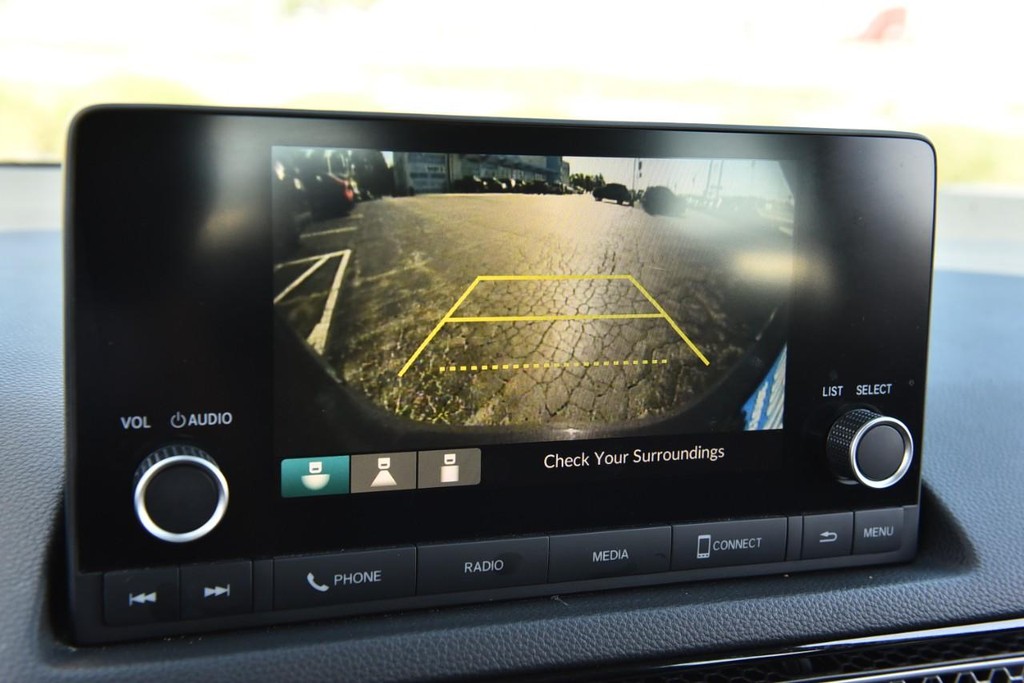 Honda Civic Hatchback Vehicle Image 11