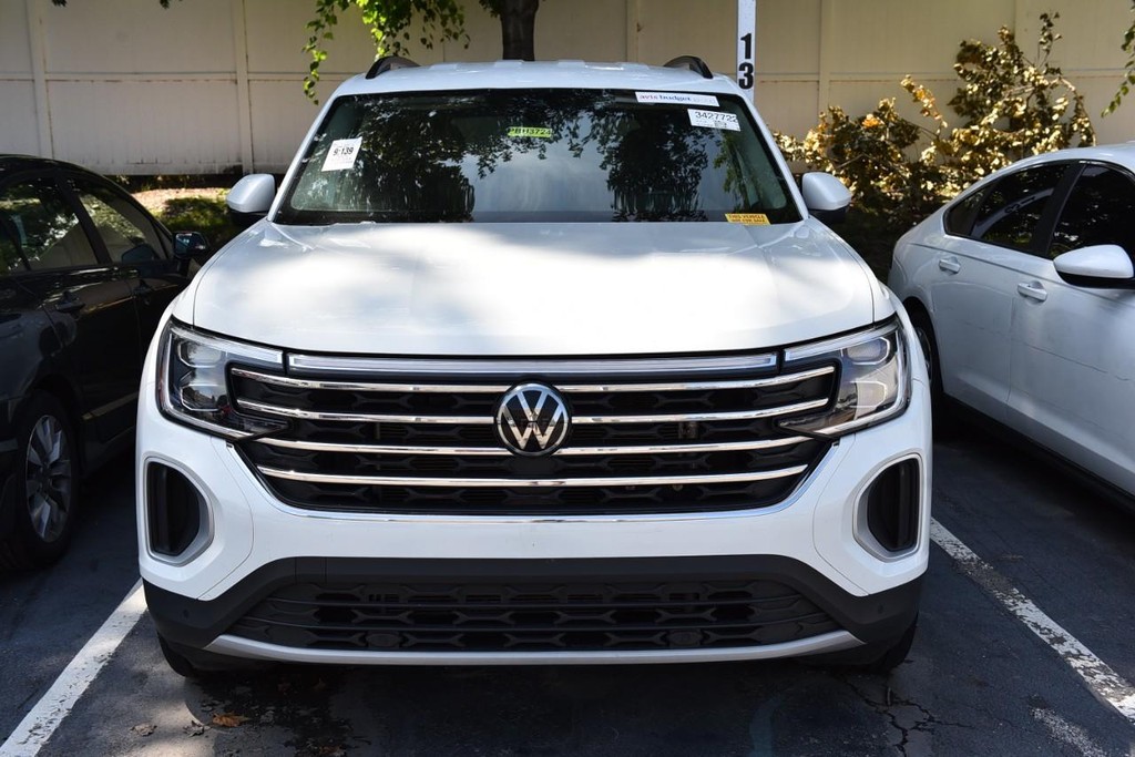Volkswagen Atlas Vehicle Image 03
