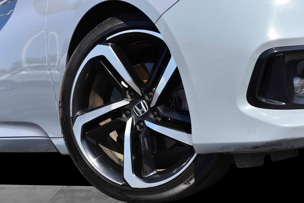 Honda Accord Sedan Vehicle Image 03