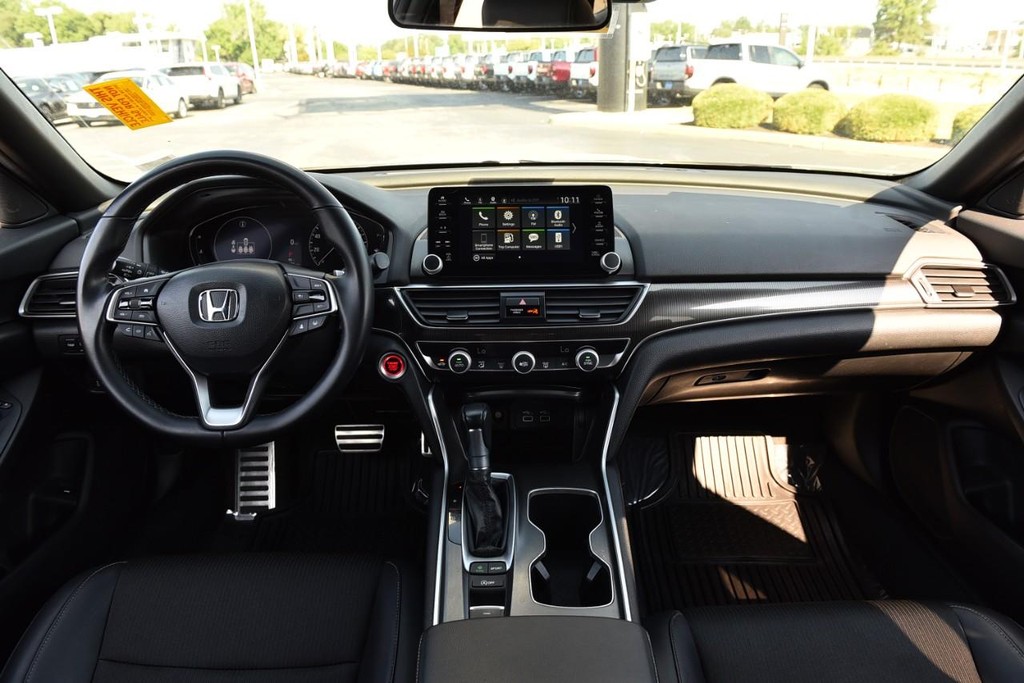 Honda Accord Sedan Vehicle Image 07