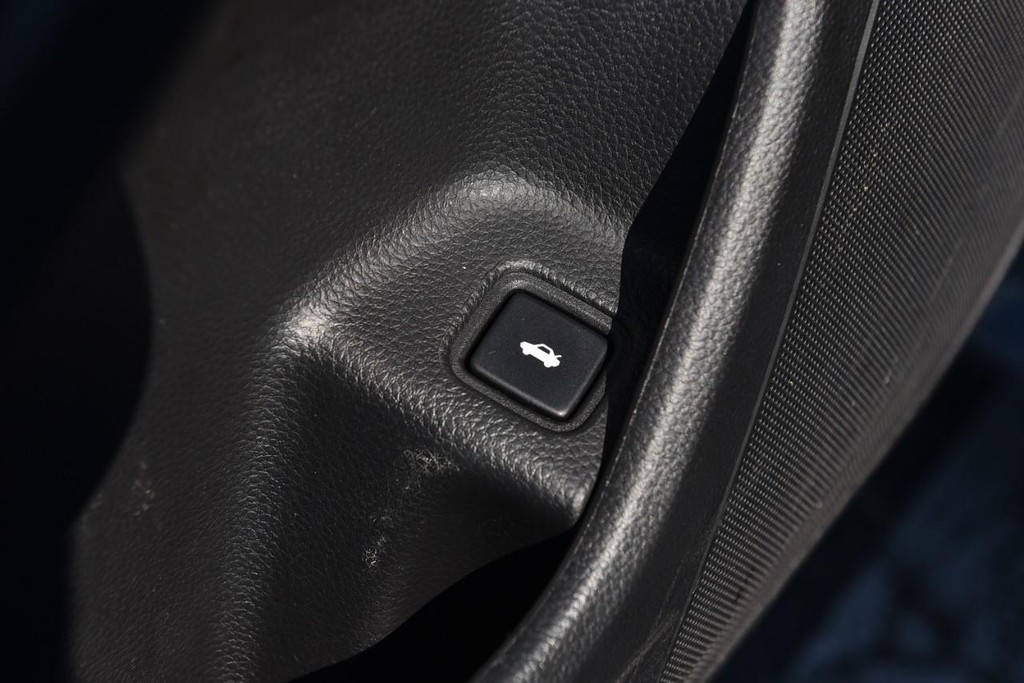 Honda Accord Sedan Vehicle Image 09