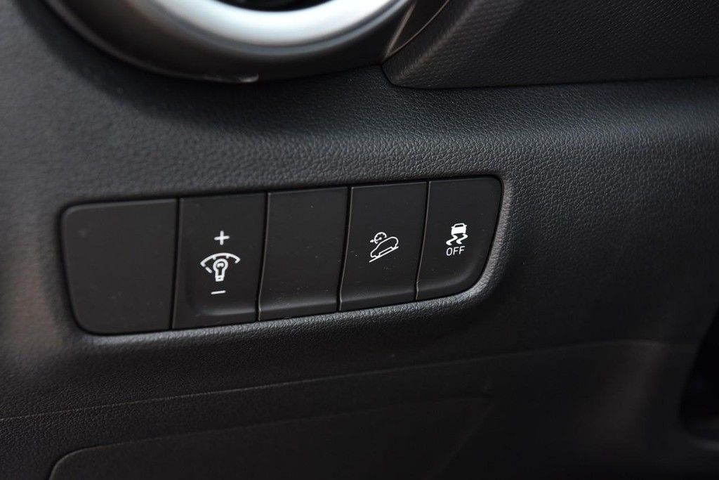 Hyundai Kona Vehicle Image 10