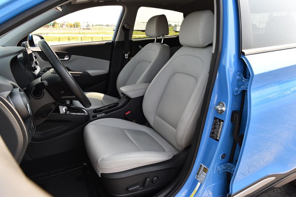 Hyundai Kona Vehicle Image 19