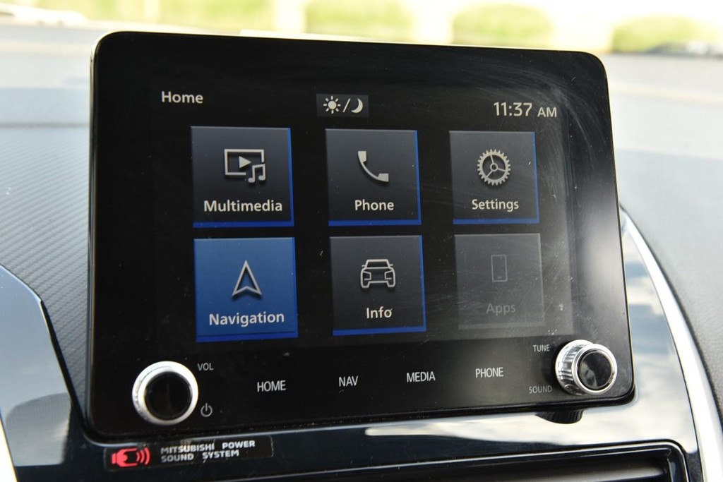 Mitsubishi Eclipse Cross Vehicle Image 14