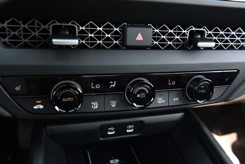 Honda Accord Sedan Vehicle Image 14
