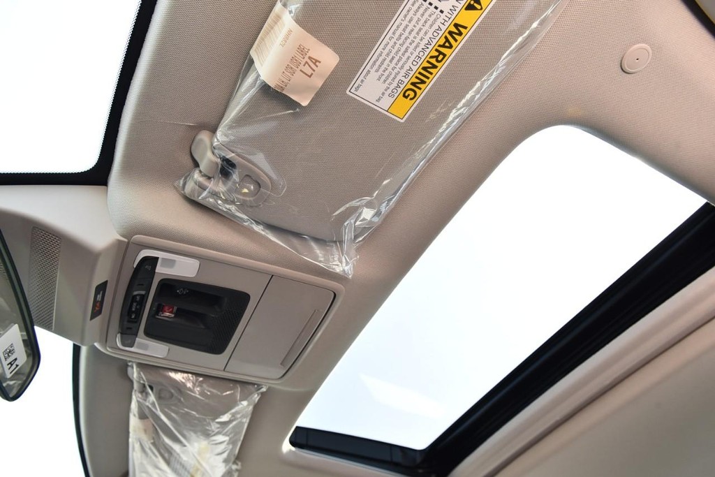 Honda Accord Sedan Vehicle Image 21