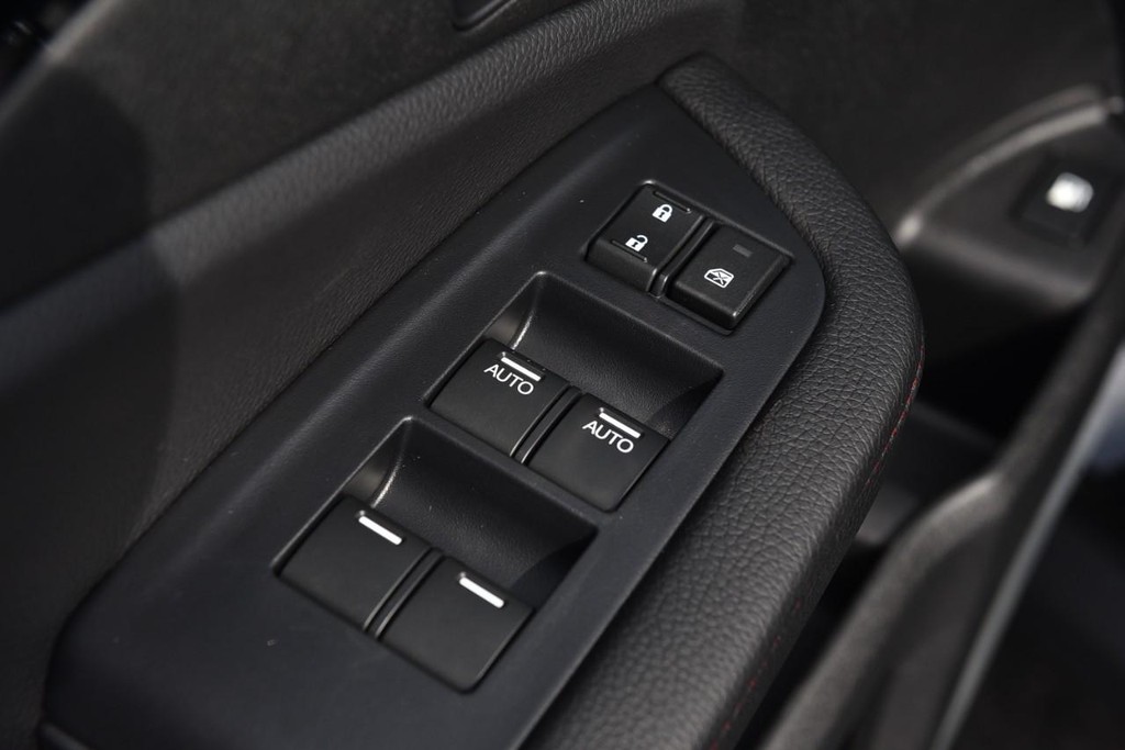 Honda Ridgeline Vehicle Full-screen Gallery Image 9