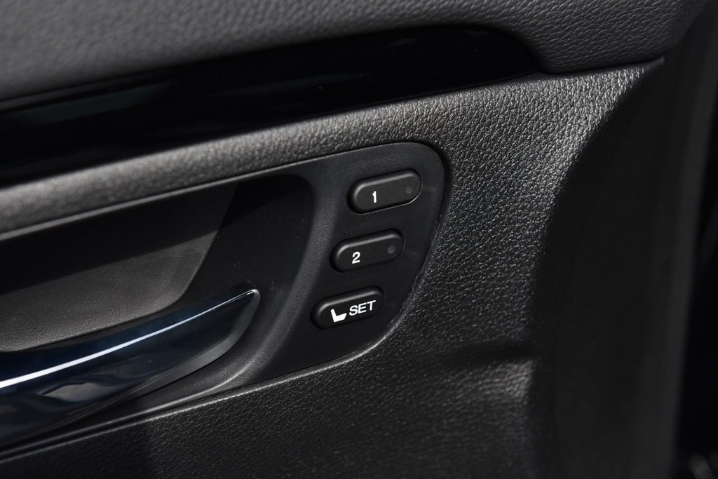 Honda Ridgeline Vehicle Full-screen Gallery Image 11