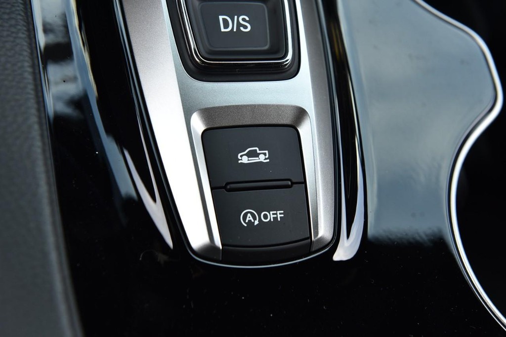 Honda Ridgeline Vehicle Full-screen Gallery Image 22