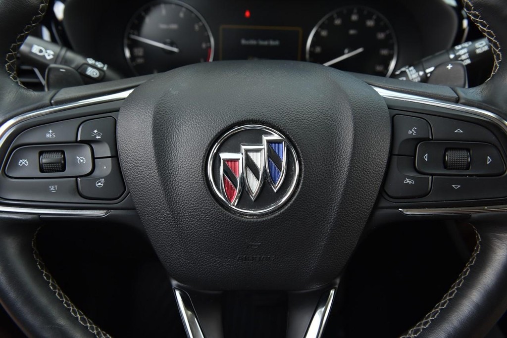 Buick Envision Vehicle Full-screen Gallery Image 19