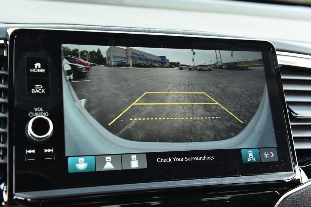 Honda Ridgeline Vehicle Image 15