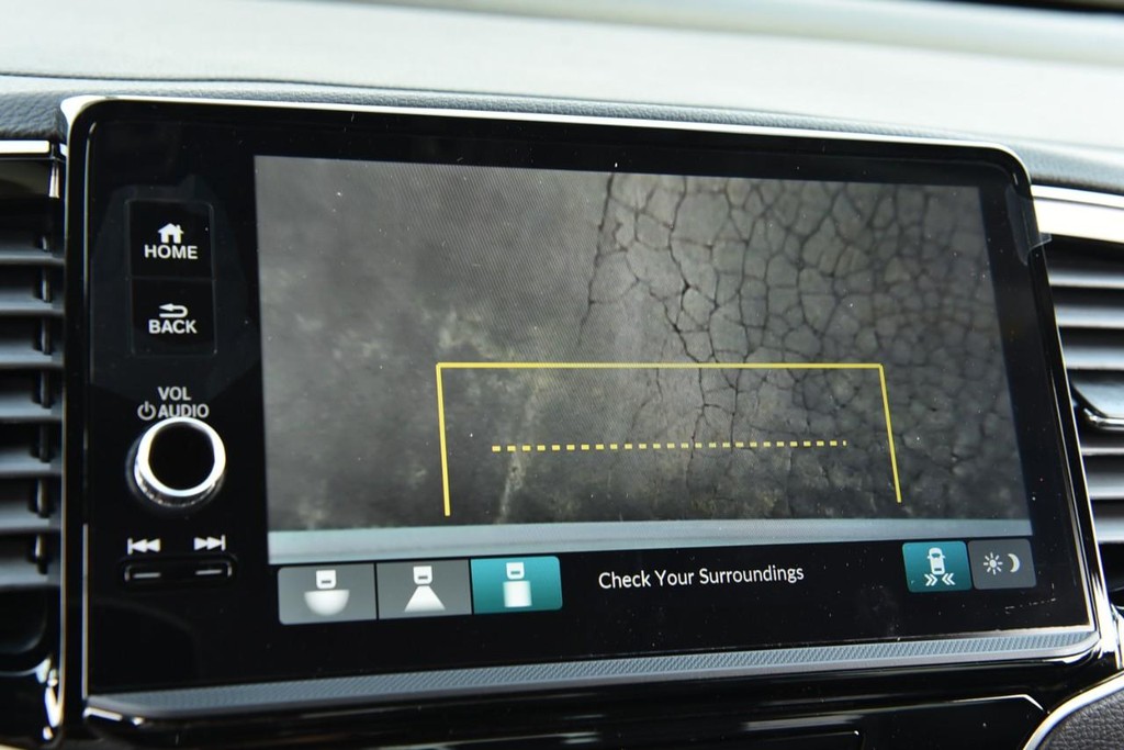 Honda Ridgeline Vehicle Image 16