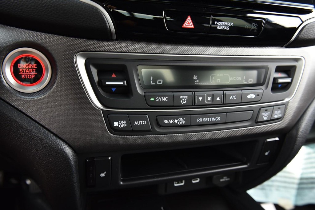 Honda Ridgeline Vehicle Image 18