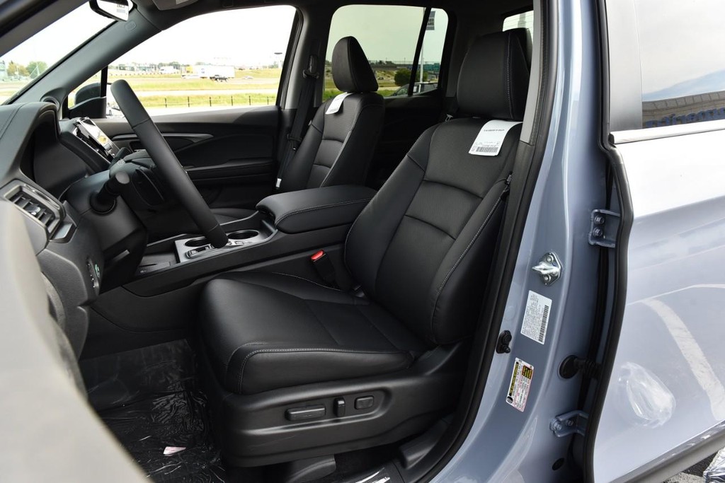 Honda Ridgeline Vehicle Image 25