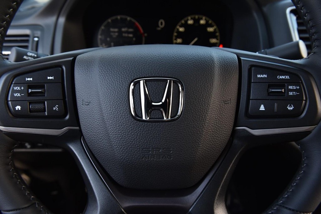 Honda Ridgeline Vehicle Image 24