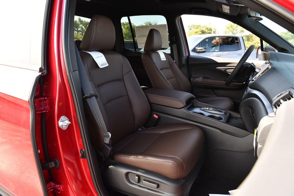 Honda Ridgeline Vehicle Image 26
