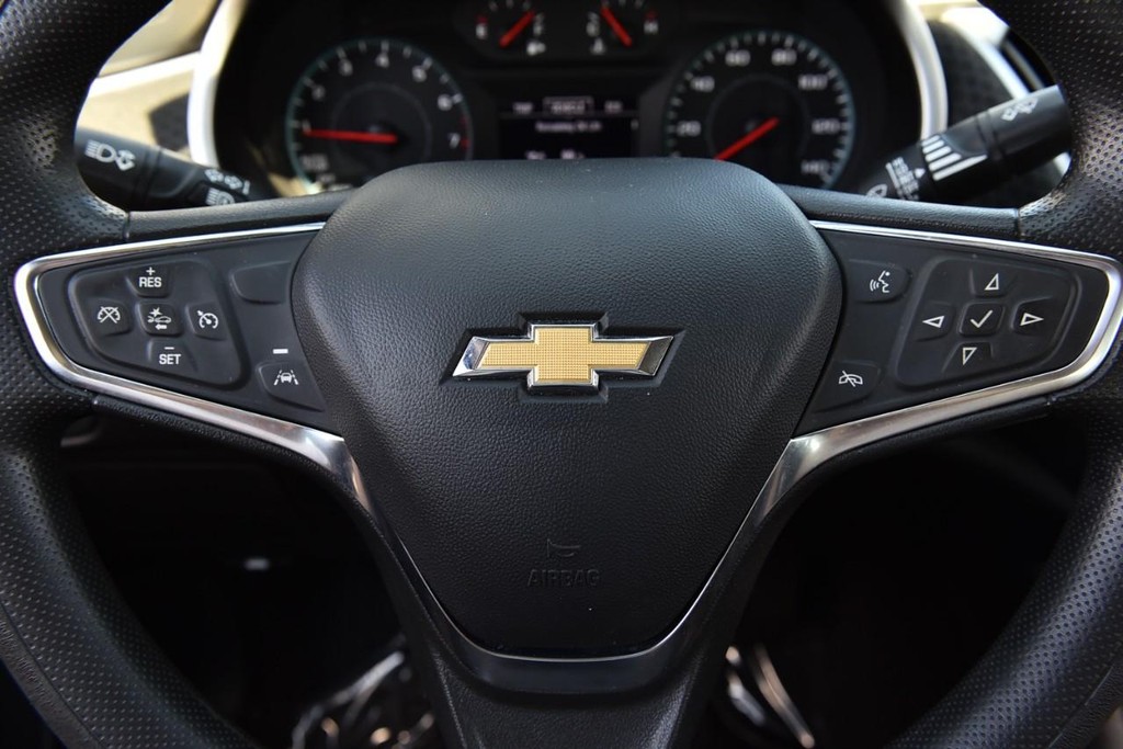 Chevrolet Malibu Vehicle Full-screen Gallery Image 17