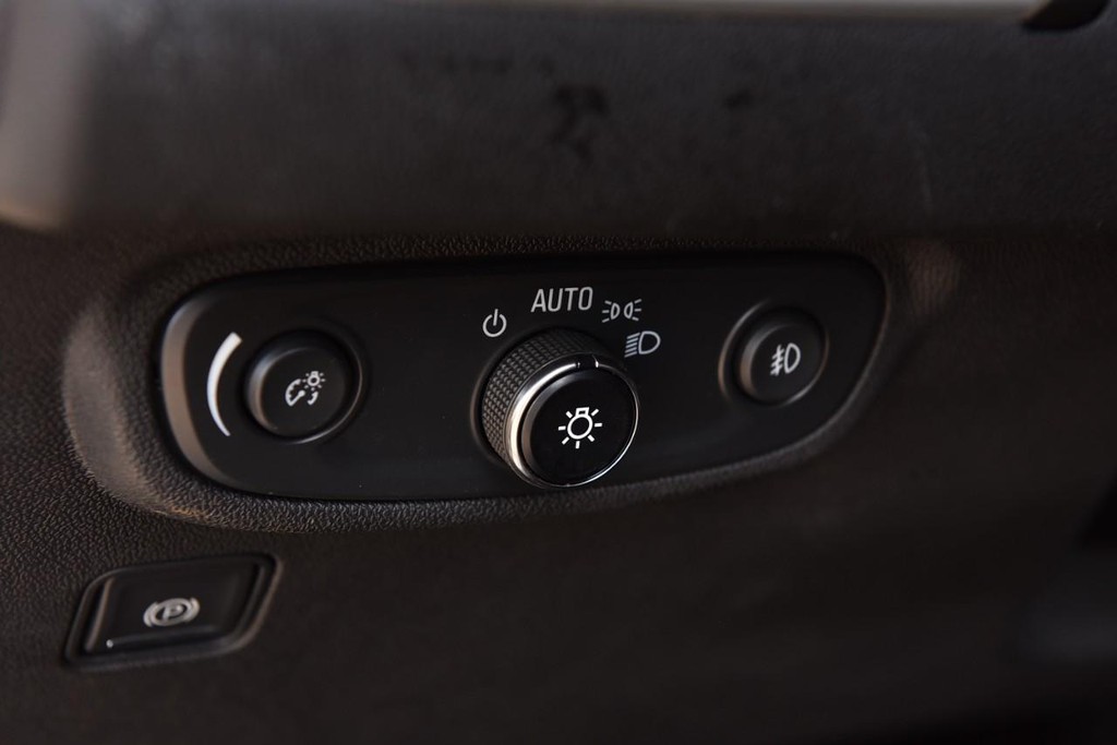 GMC Terrain Vehicle Image 11