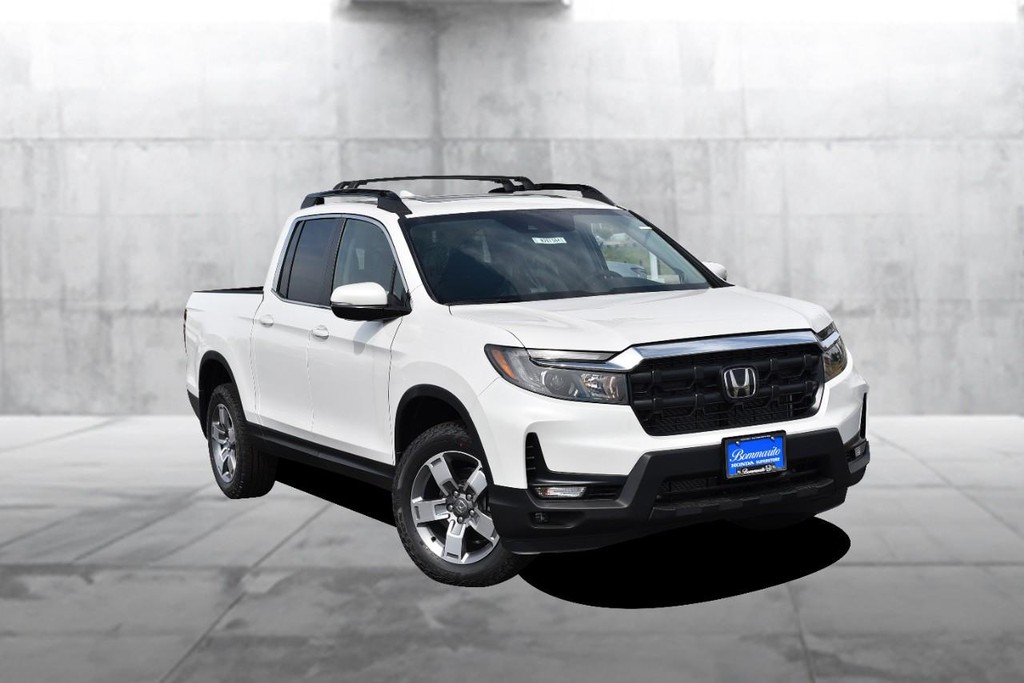 Honda Ridgeline Vehicle Image 02