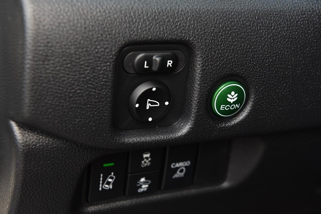 Honda Ridgeline Vehicle Image 13