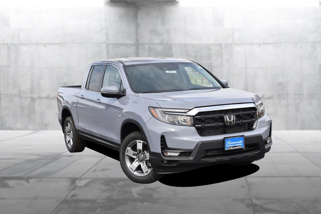 Honda Ridgeline Vehicle Image 02