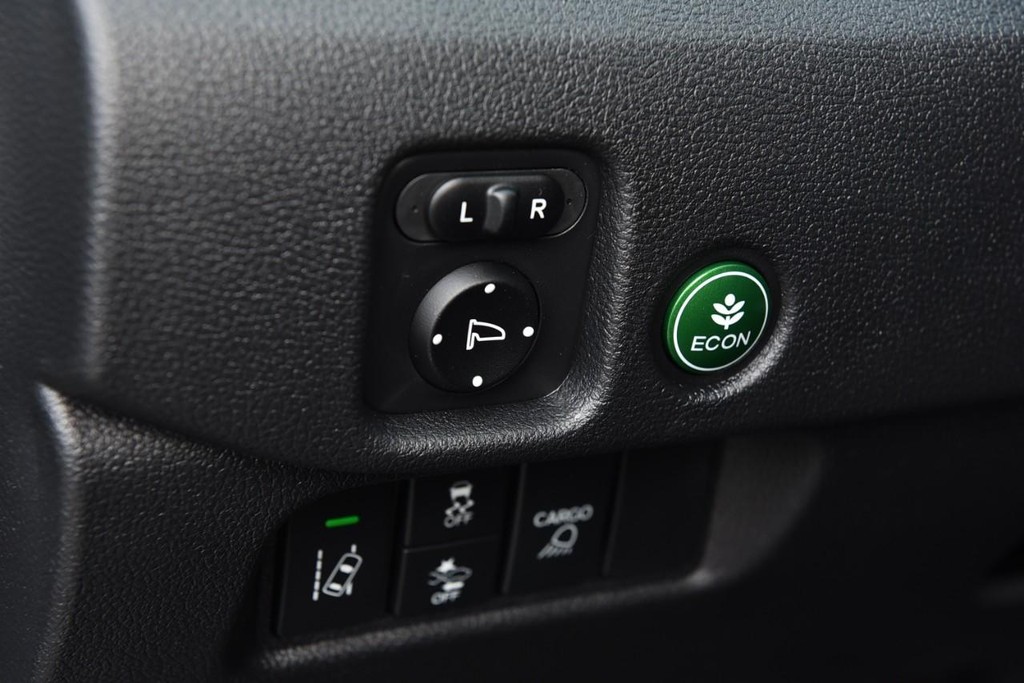 Honda Ridgeline Vehicle Image 13