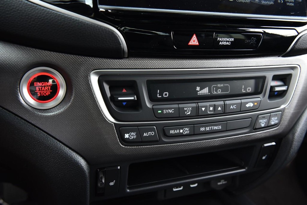 Honda Ridgeline Vehicle Image 18