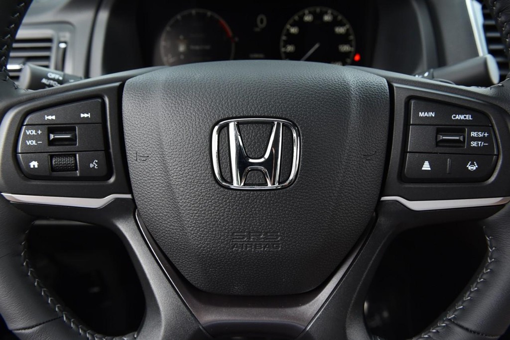 Honda Ridgeline Vehicle Image 24
