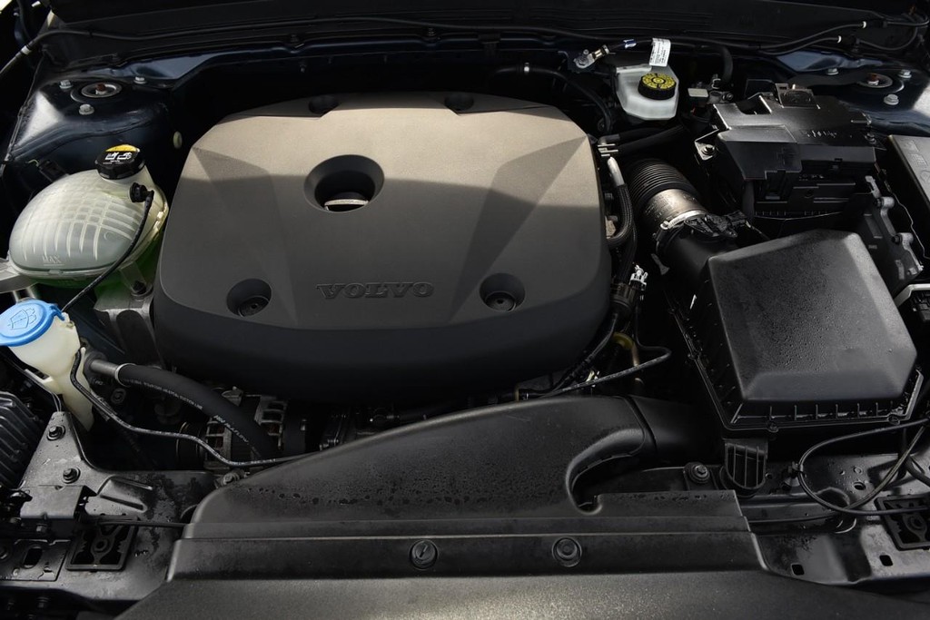 Volvo XC40 Vehicle Image 30