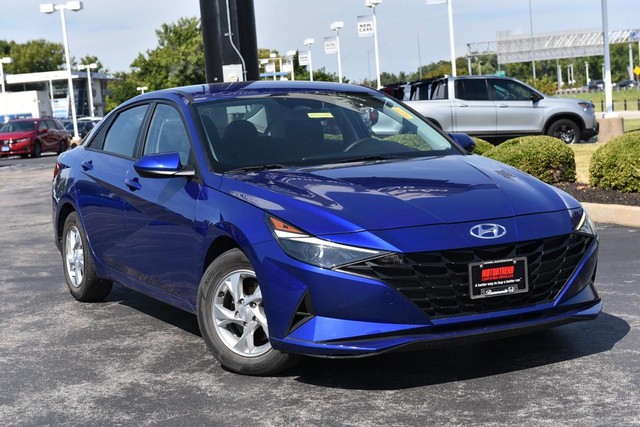 2023 Hyundai Elantra SE