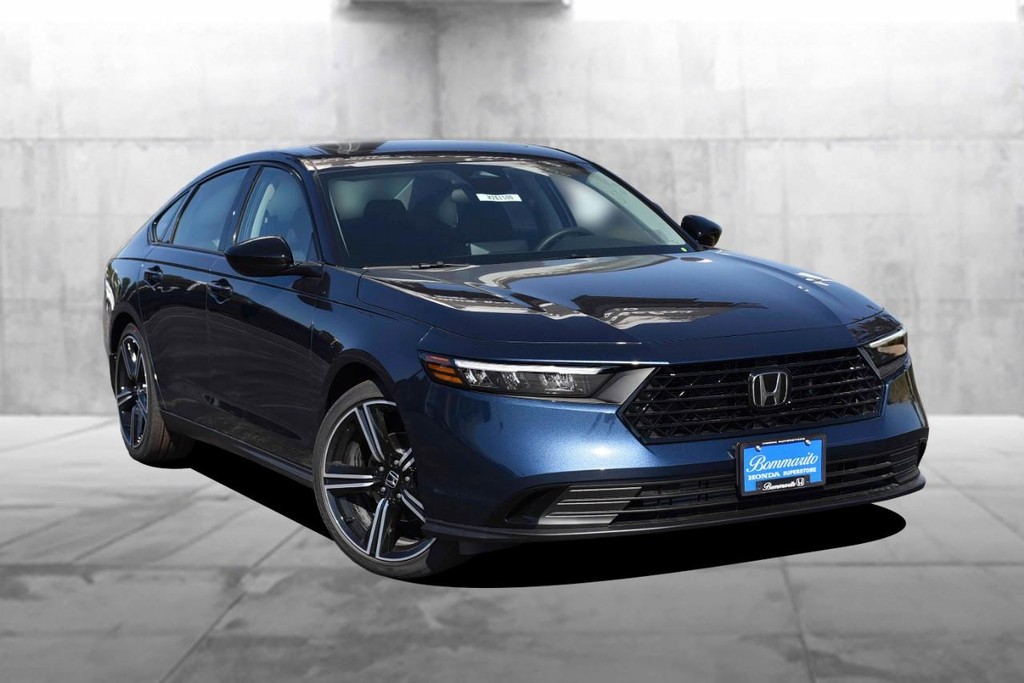 Honda Accord Sedan Vehicle Image 02