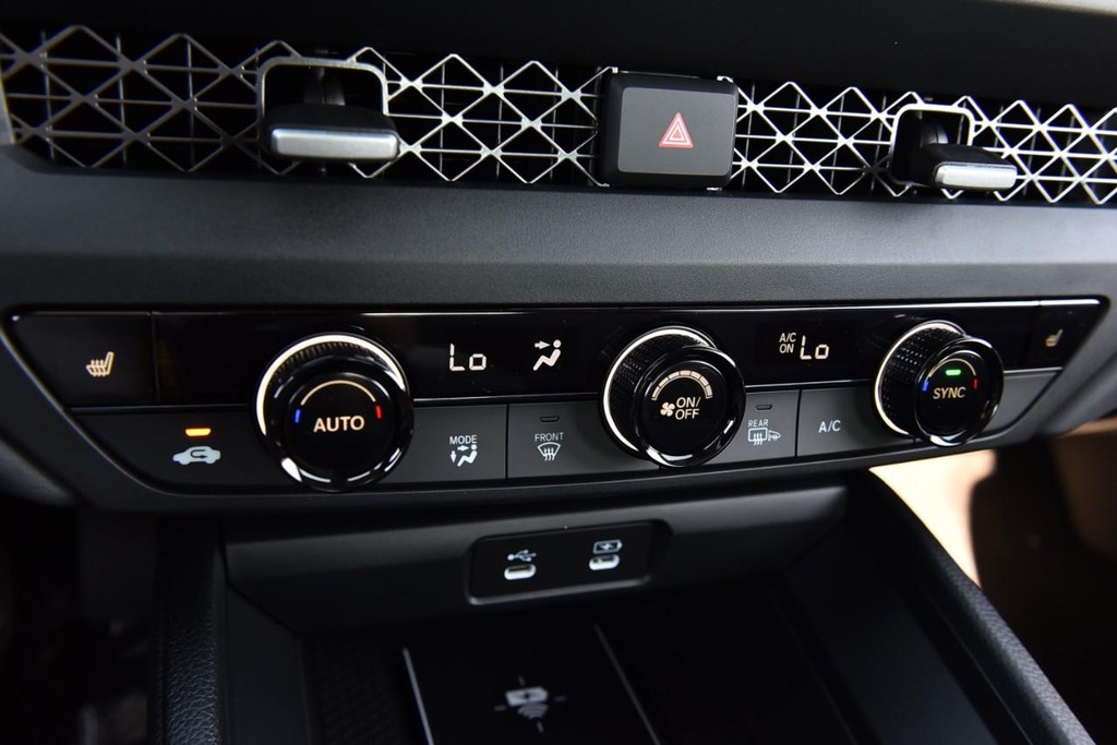 Honda Accord Sedan Vehicle Image 14