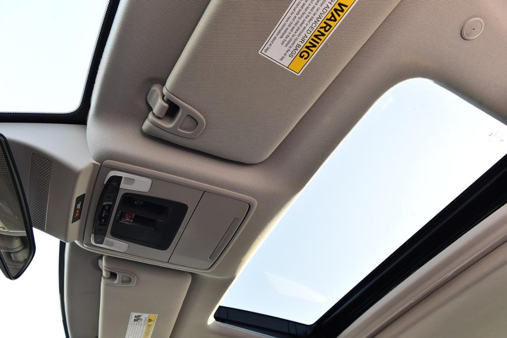 Honda Accord Sedan Vehicle Image 21
