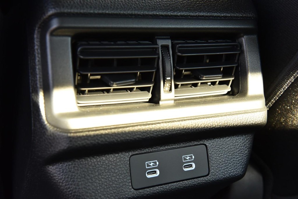 Honda Accord Sedan Vehicle Image 23