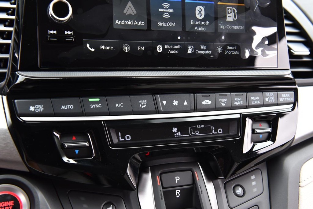 Honda Odyssey Vehicle Image 16