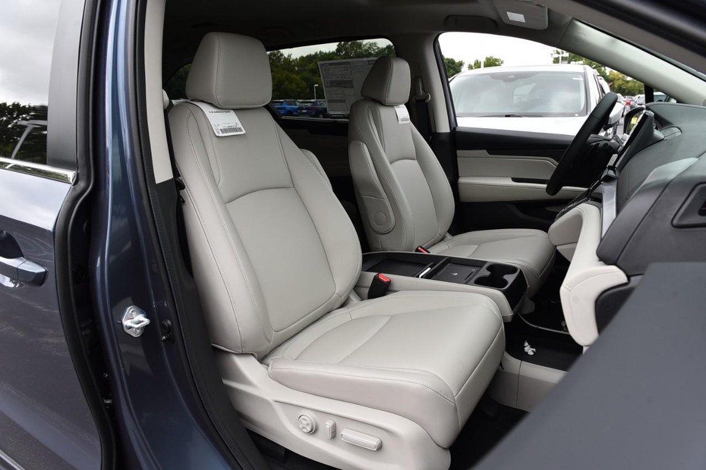 Honda Odyssey Vehicle Image 24