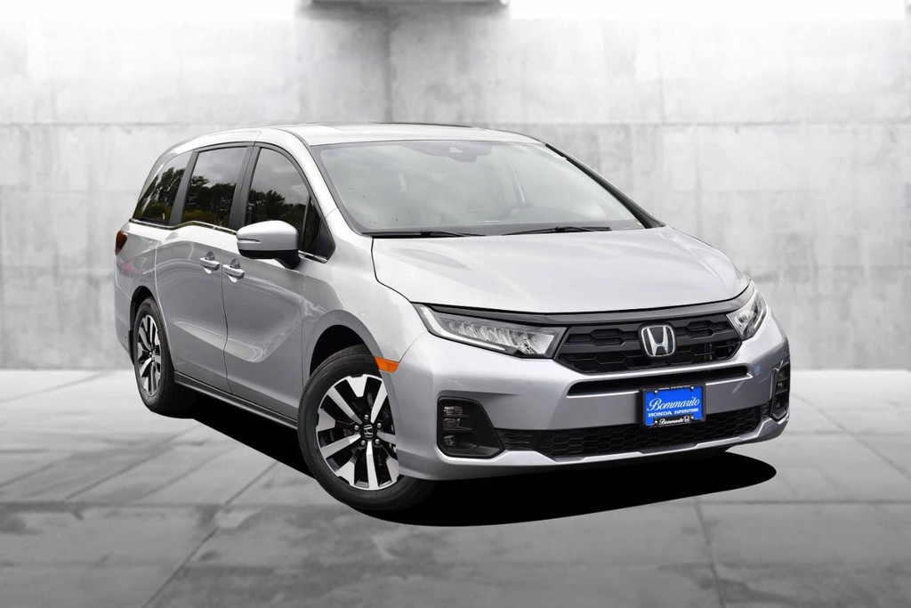 Honda Odyssey Vehicle Image 02