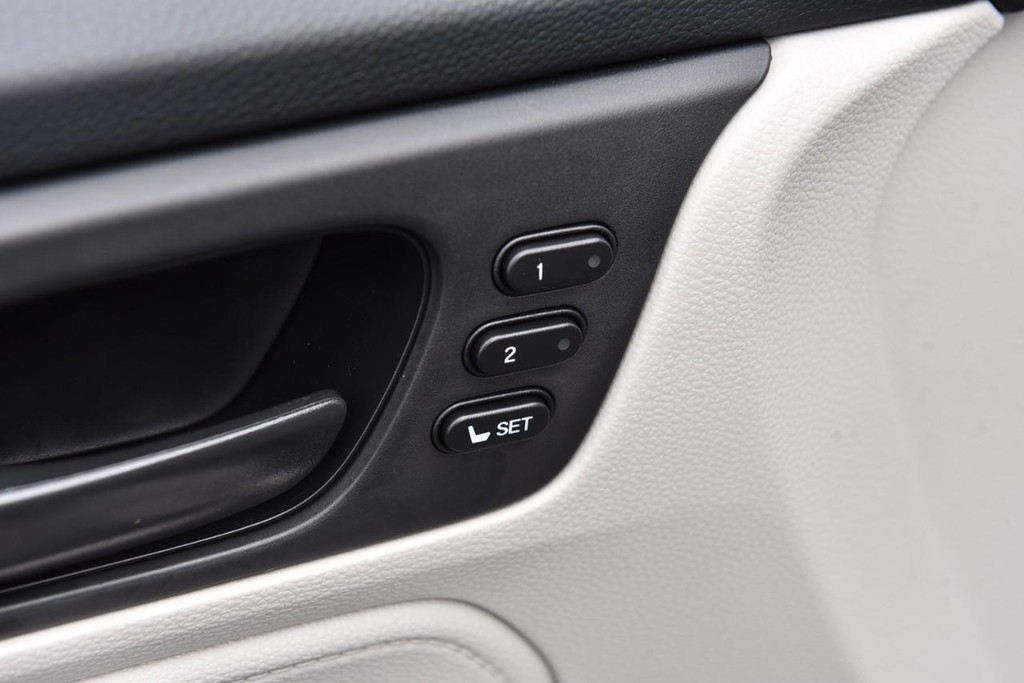 Honda Odyssey Vehicle Image 09