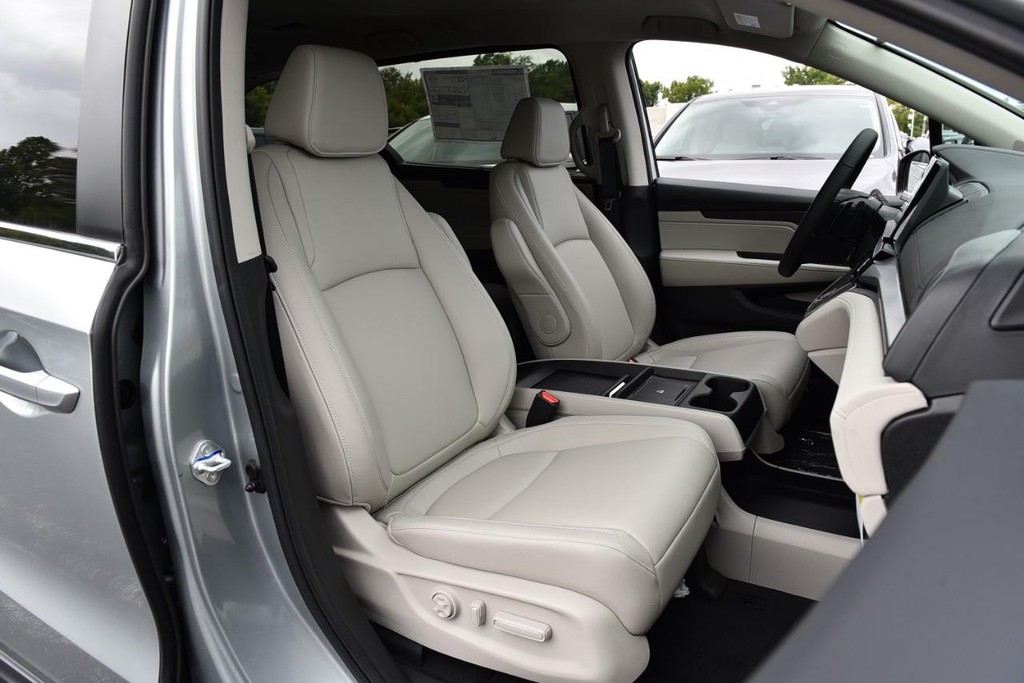 Honda Odyssey Vehicle Image 24