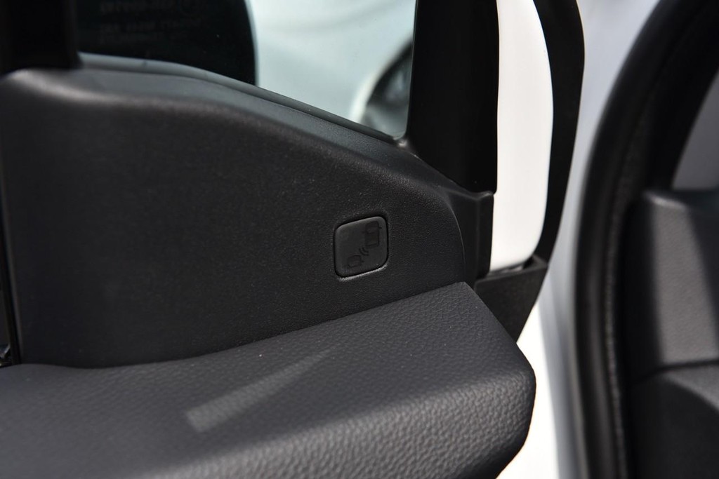 Honda Ridgeline Vehicle Image 11