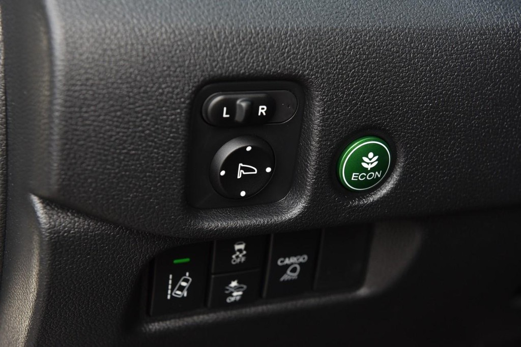 Honda Ridgeline Vehicle Image 12