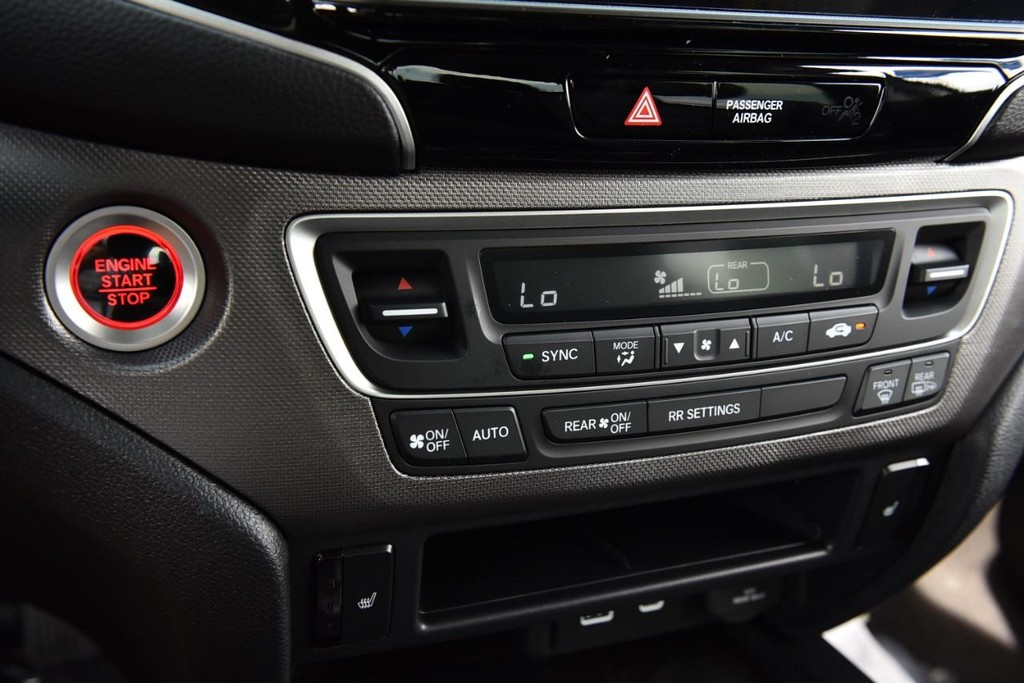 Honda Ridgeline Vehicle Image 17
