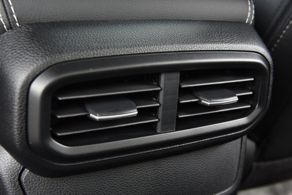 Honda Ridgeline Vehicle Image 28