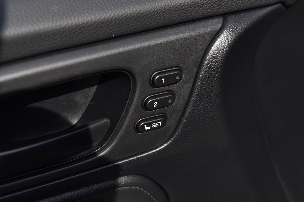 Honda Odyssey Vehicle Full-screen Gallery Image 9