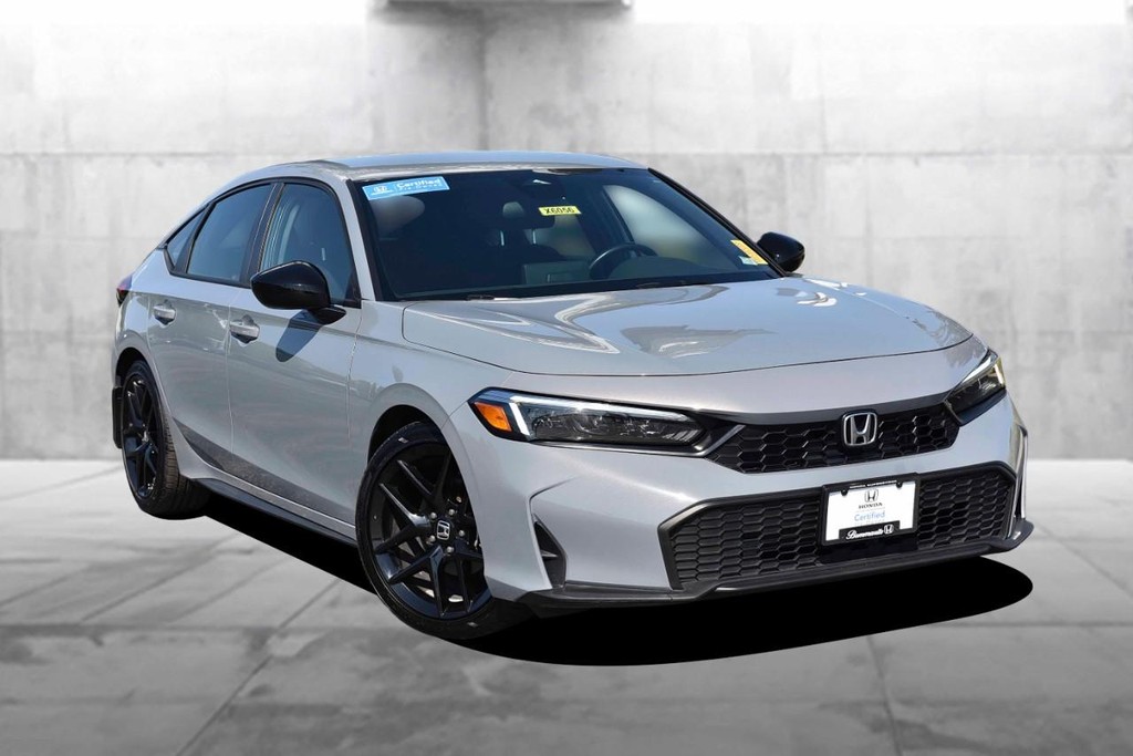 Honda Civic Hatchback Vehicle Image 02