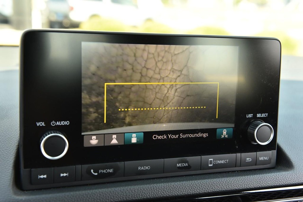 Honda Civic Hatchback Vehicle Image 13