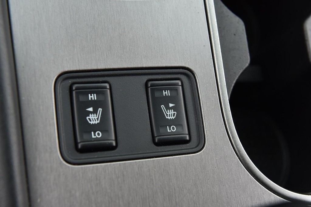 Nissan Murano Vehicle Full-screen Gallery Image 21
